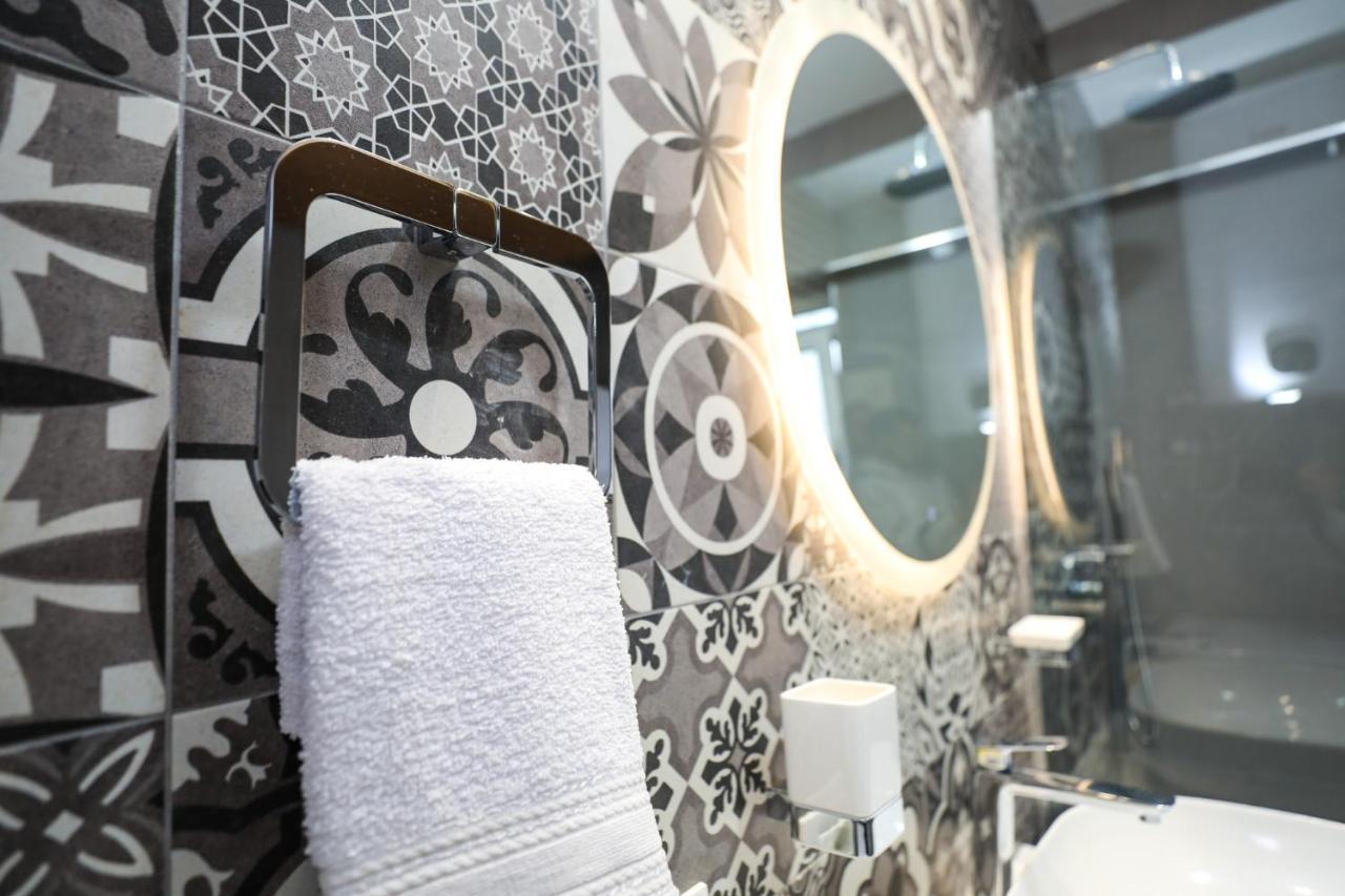 Tirana Center Apartment - Your Cosy Corner エクステリア 写真