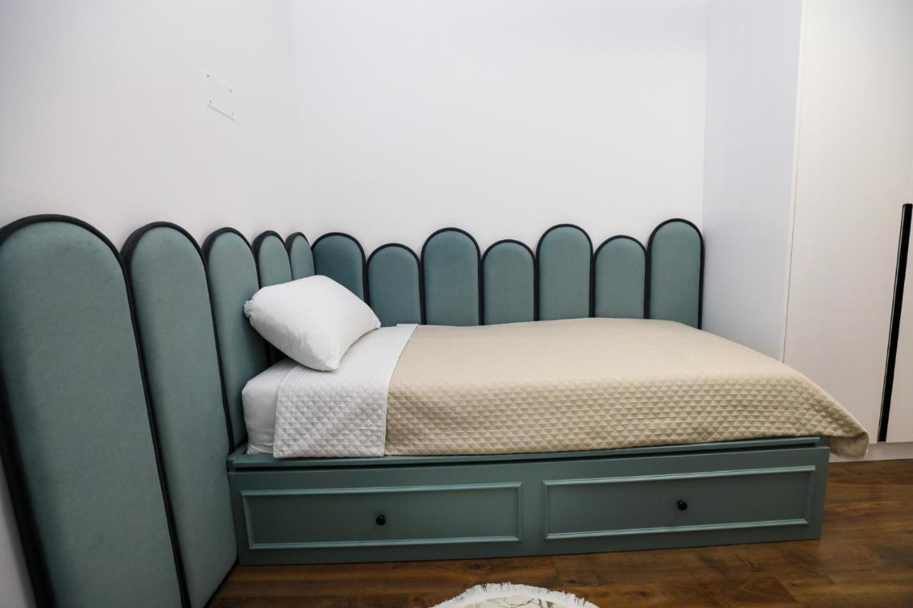 Tirana Center Apartment - Your Cosy Corner エクステリア 写真